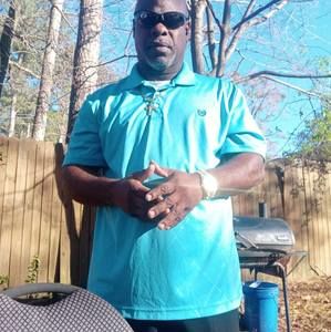 Meet your Posher, Lawrence